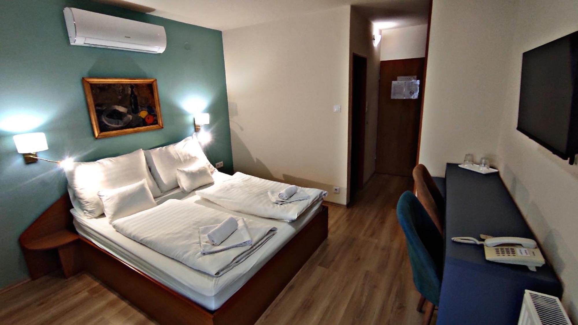 Atrium Hotel Harkány מראה חיצוני תמונה